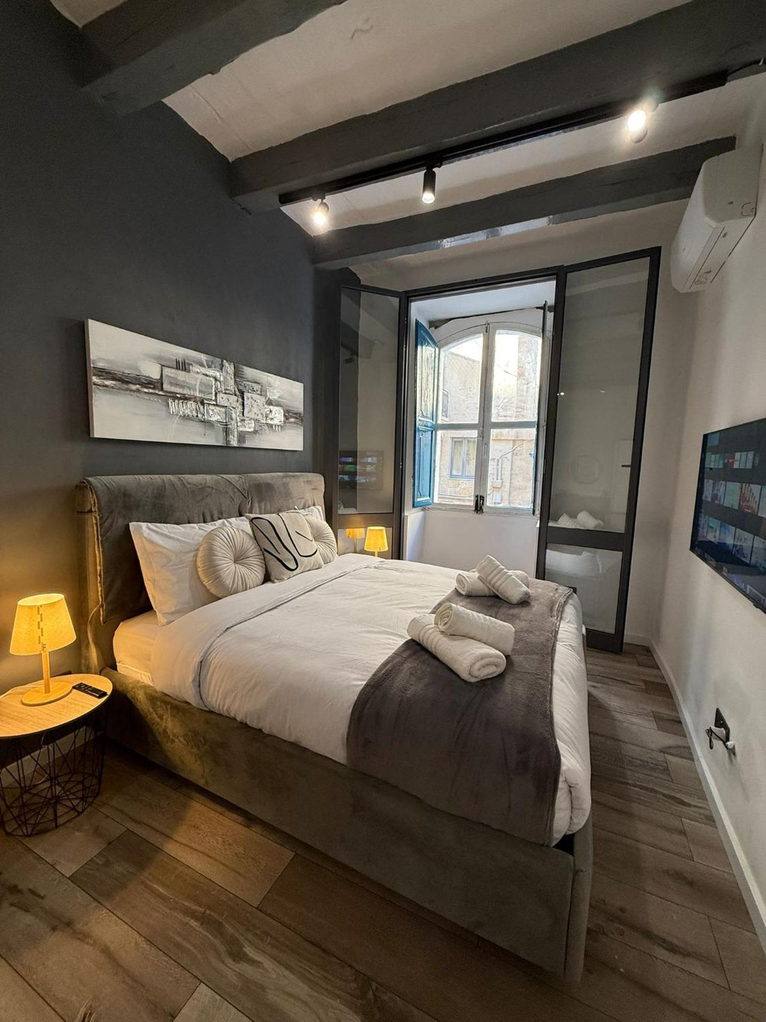 Apartment Iconic *